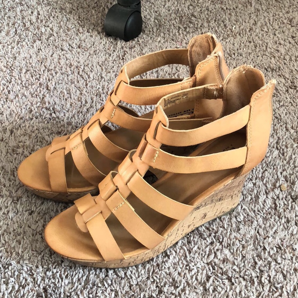 A.n.a Massey women’s wedge